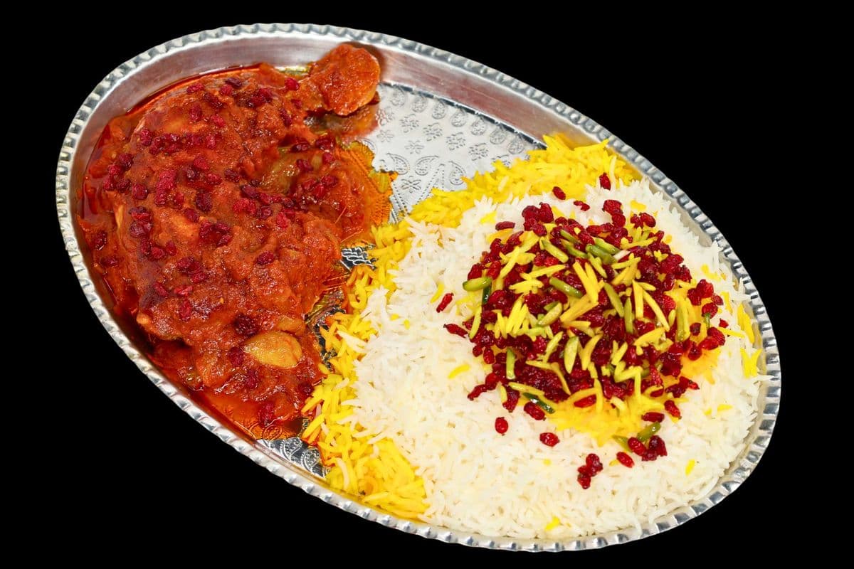 Barberry Rice with Chicken / زرشک پلو با مرغ