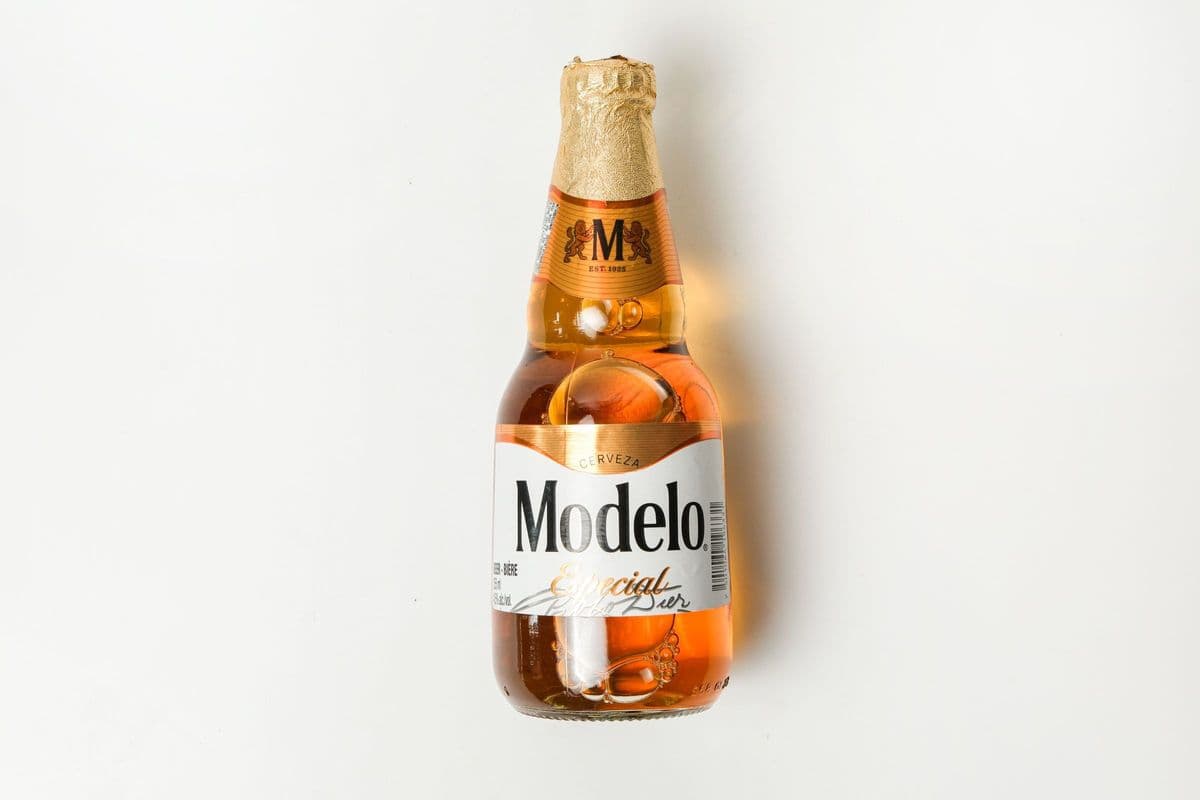 Modelo Especial (12 x 355 ml Bottles)
