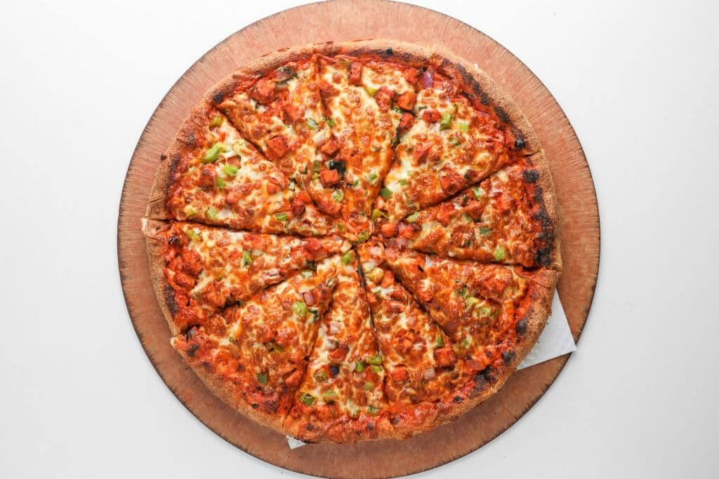 Small Butter Chicken Pizza