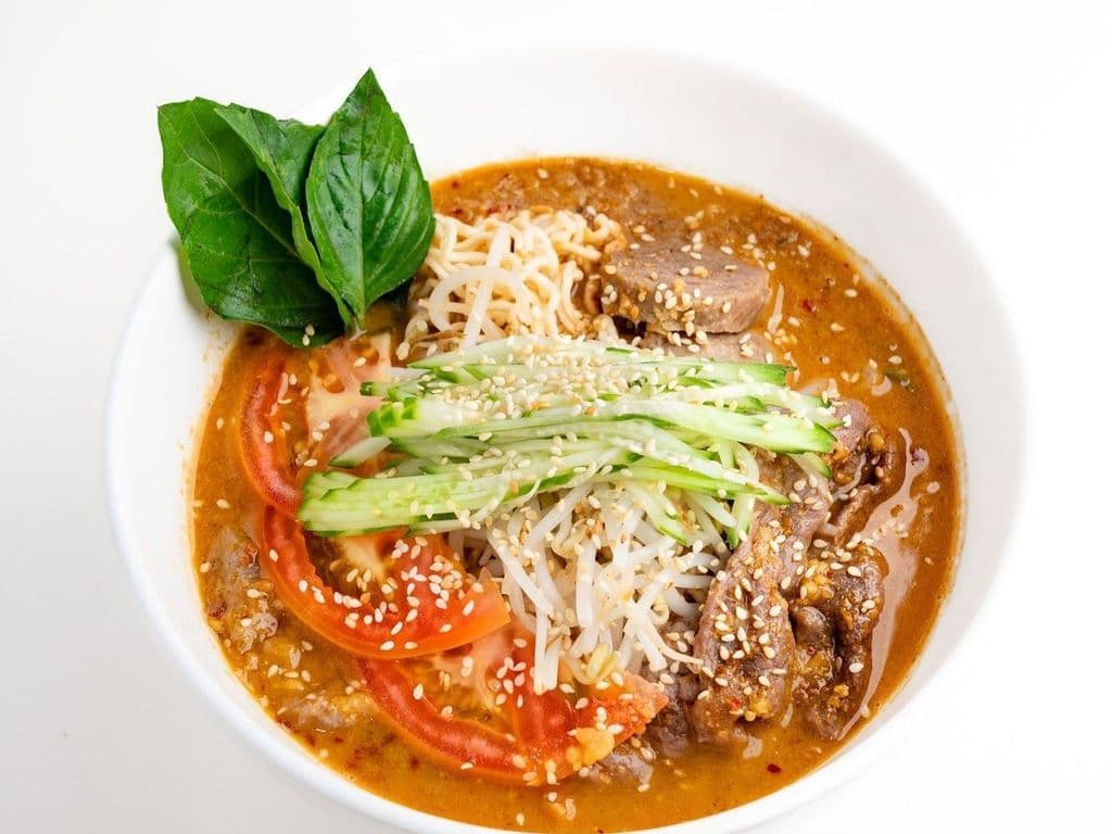 S1.Singapore Satay Beef Noodles Soup 星洲沙爹肥牛拉面