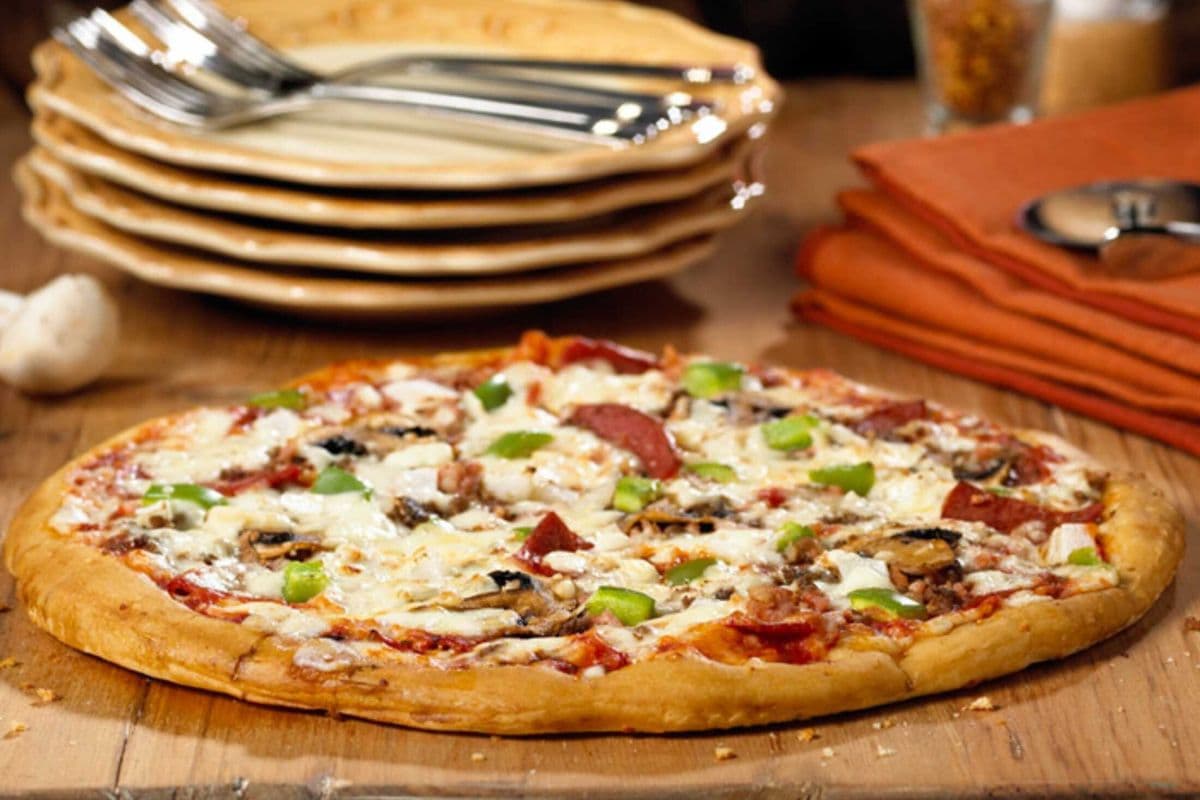 16" Ultimate Works Pizza
