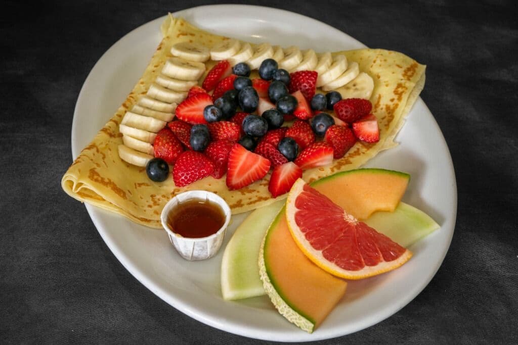 Crêpe aux fruits / Fruit Crepe