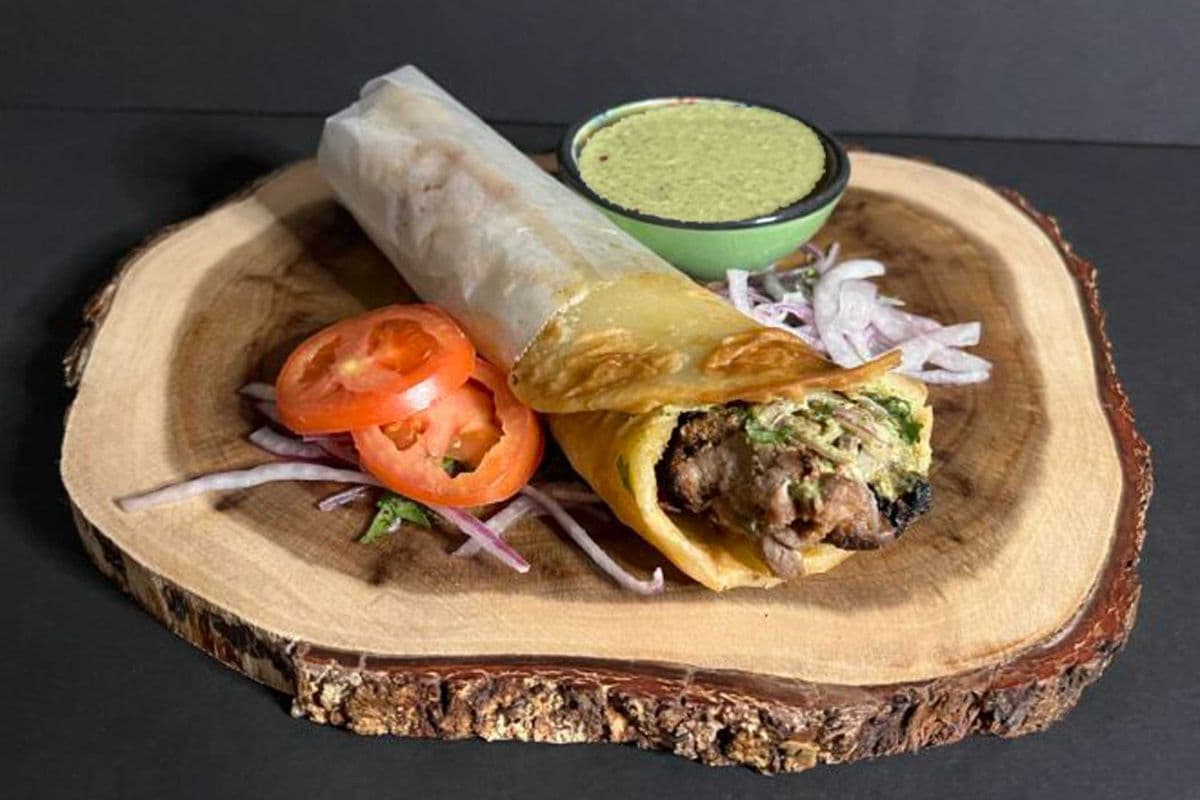 Beef Chutney Roll