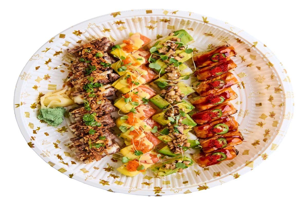 KoKo oshi deluxe platter (32pcs)