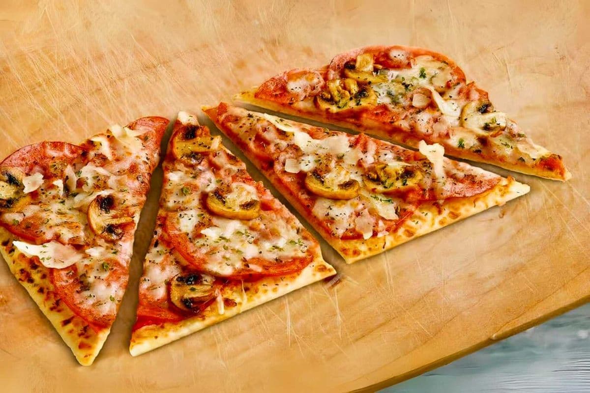 Big Pepperoni Flatbread Pizza