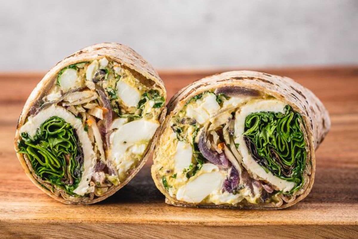 EGG & SALSA WRAP