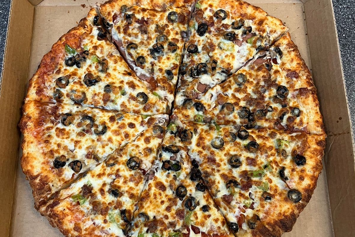 10" Unlimited Pizza / House Special