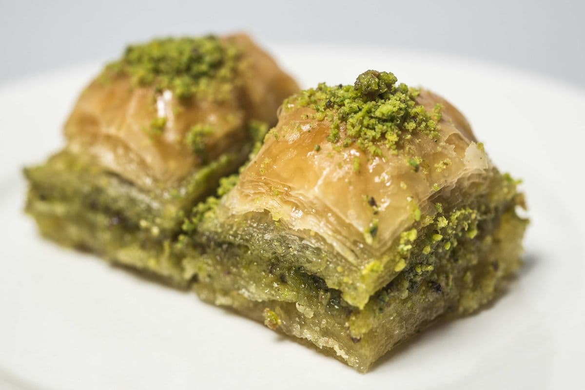 Double Pistachio Baklava (per/piece)