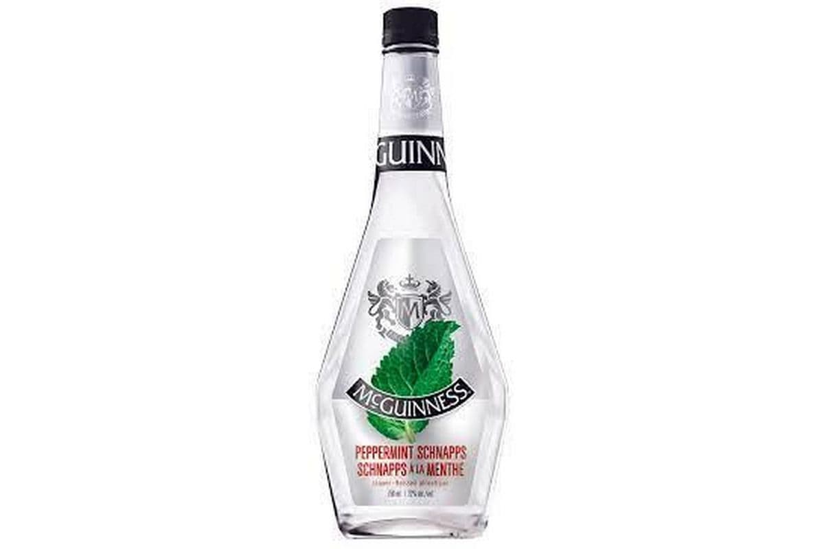 McGUINNESS PEPPRMINT SCHNAPPS 750ML (1 x 750ML)