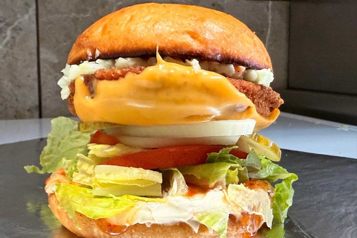 Sweet Thai Chilli Chicken burger