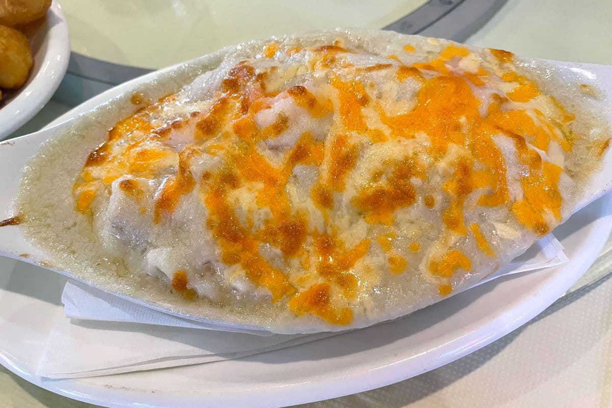 Baked Chicken White Sauce on Rice 白汁焗雞扒飯