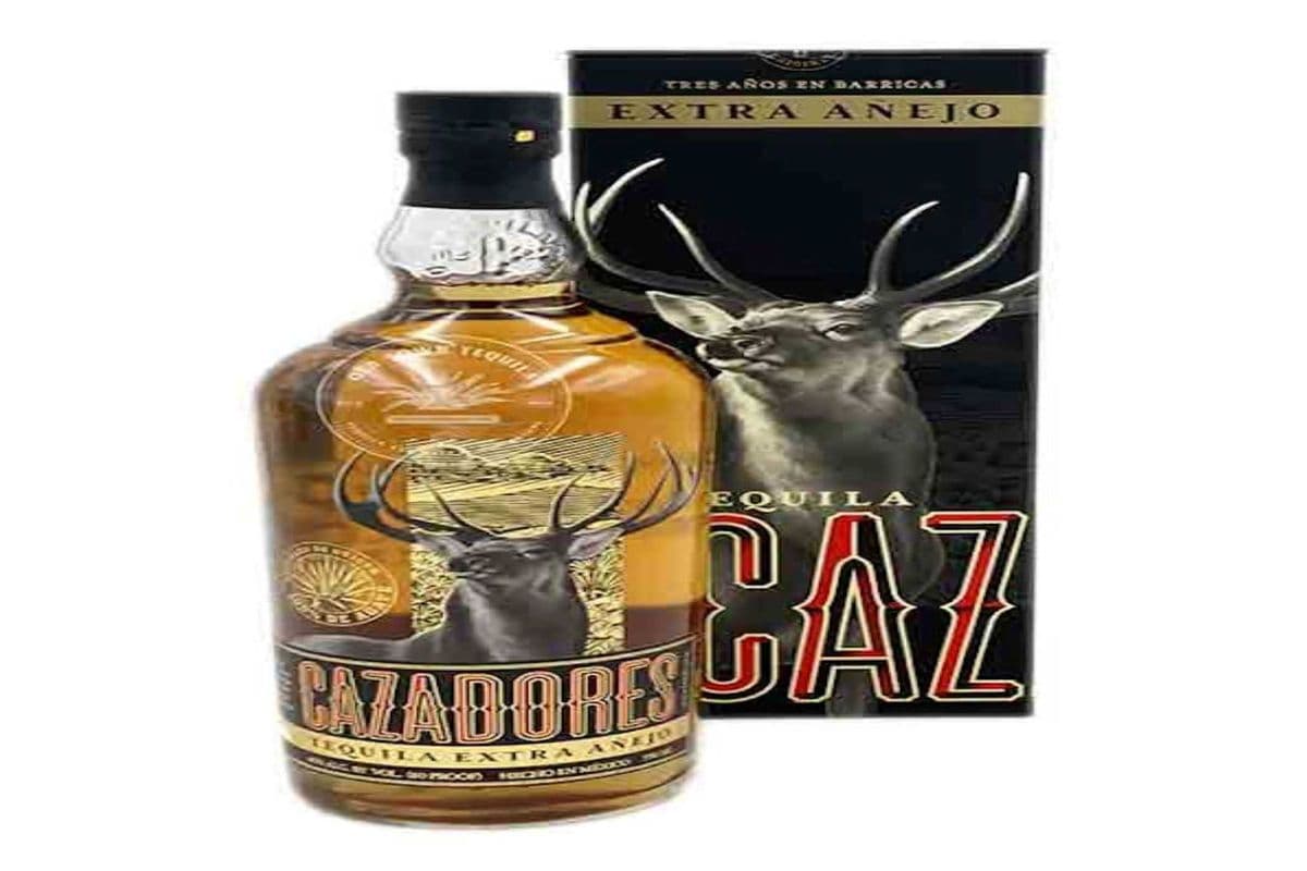 Cazadores Extra Anejo 750 ML (1 x 750 ml)