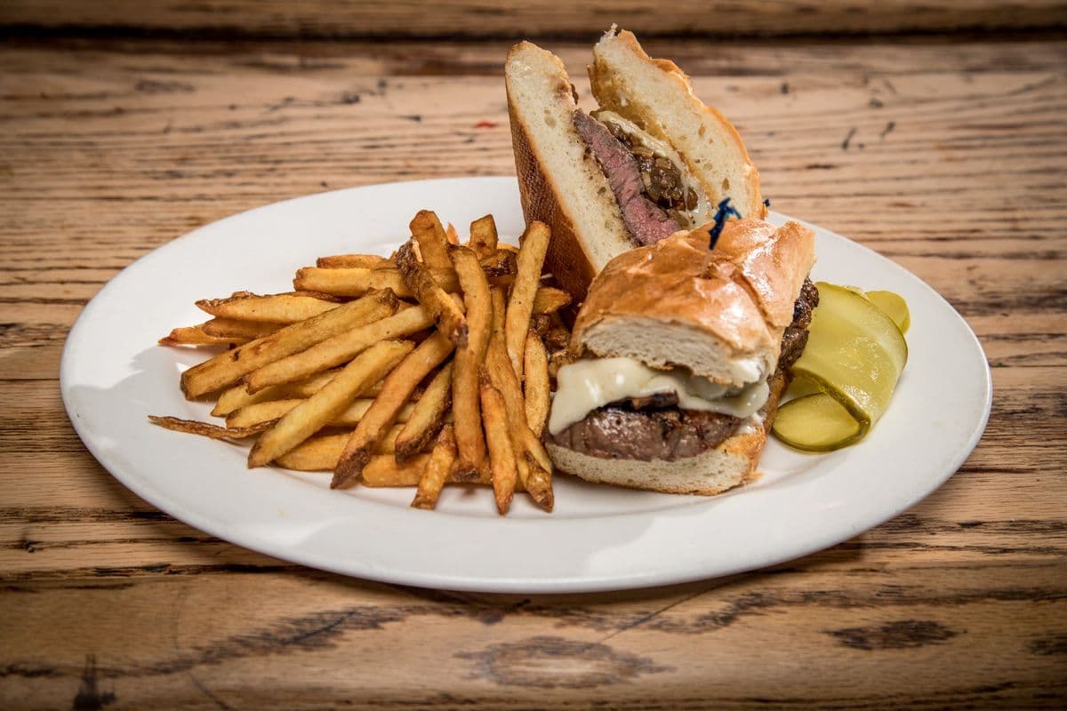 Steak Sandwich (6oz)