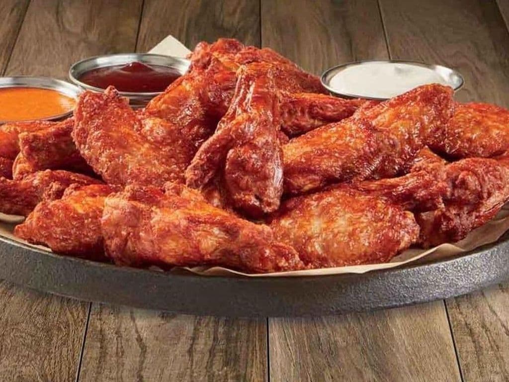 24 ailes de poulet / 24 Chicken Wings