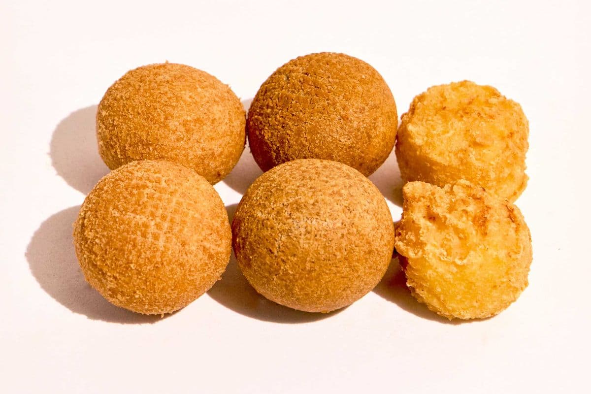 Assorted Balls (6 pc)