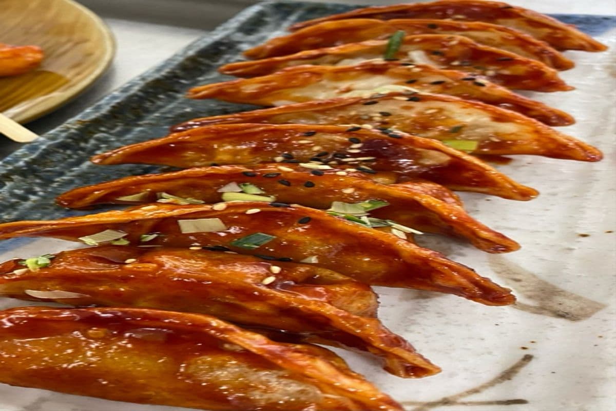 Yum-yum Mandu (7 pcs) / 양념만두