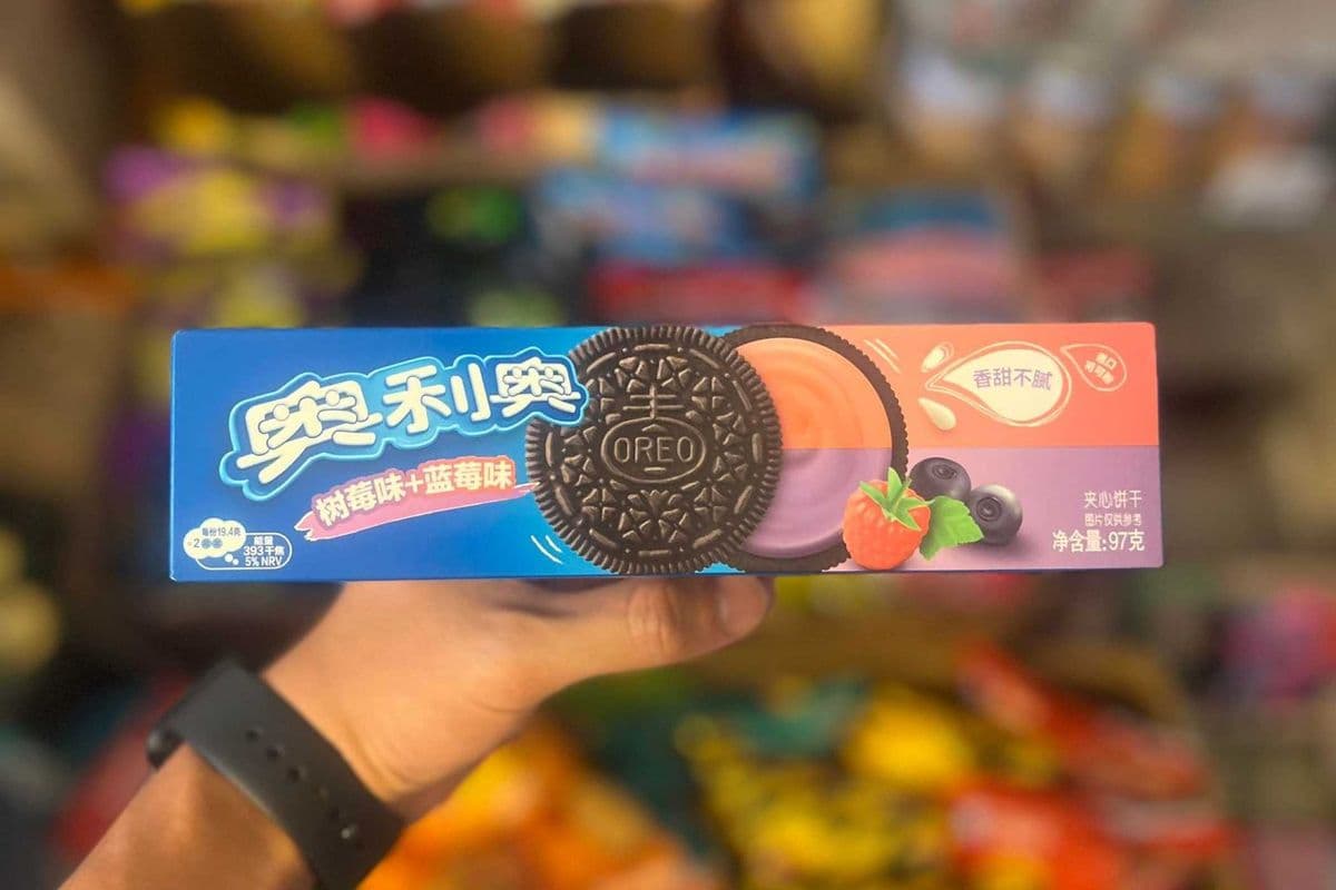(China) Oreo Blueberry & Strawberry - 97g (97g)