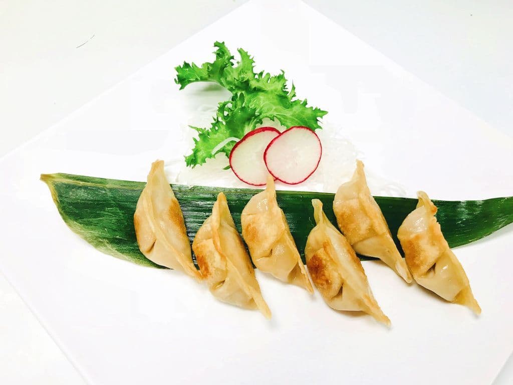 Pan-Fried Beef Dumplings (6pcs