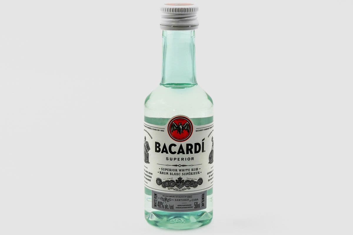 BACARDI WHITE RUM (1 x 50ML)