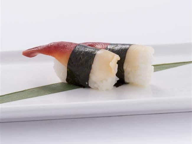Surf Clam Sushi (3pcs)