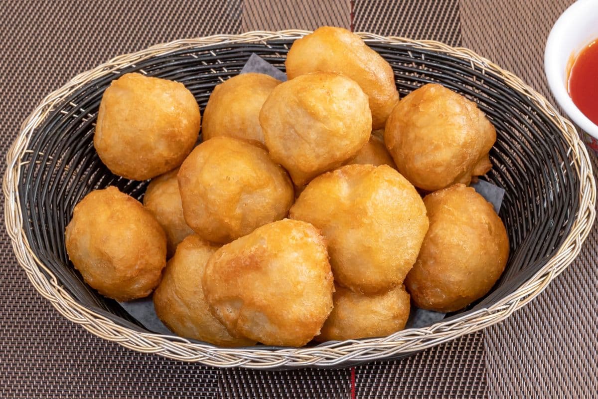 44. Sweet-and-Sour Chicken Balls (15 pcs)