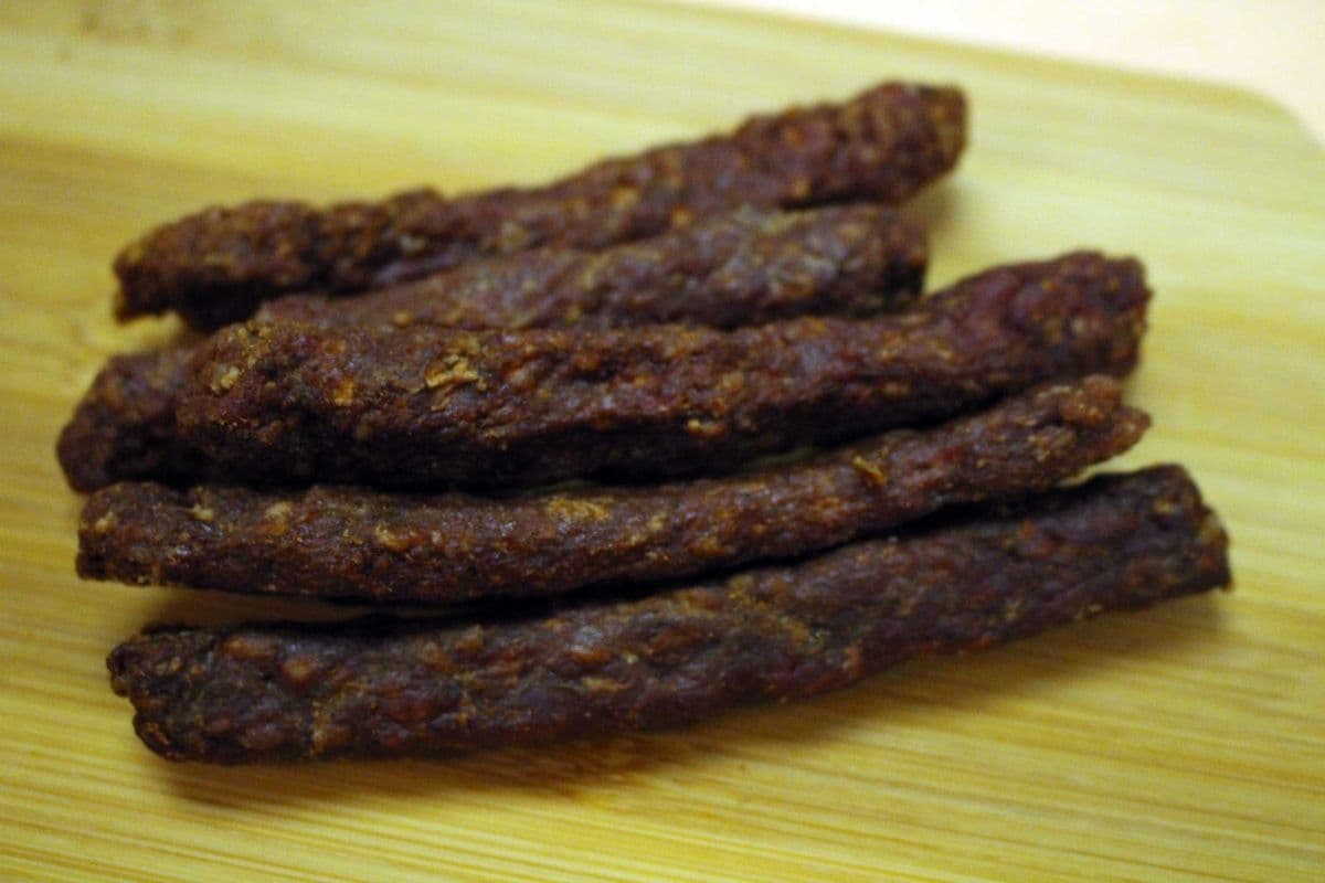 Beef Jerky Sticks - Pepperoni (100g)