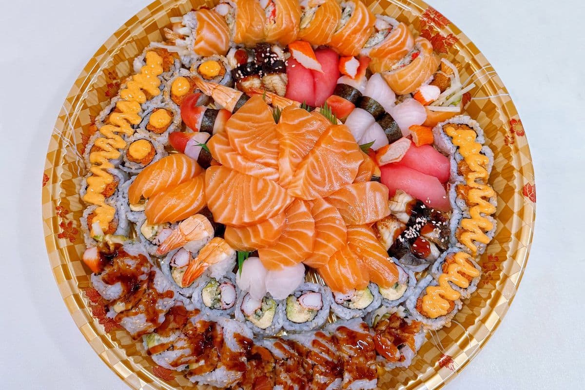 Medium Party Tray (80 pcs)