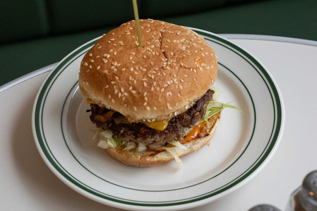 Stefano's Smash Burger & Fries (Vegan)