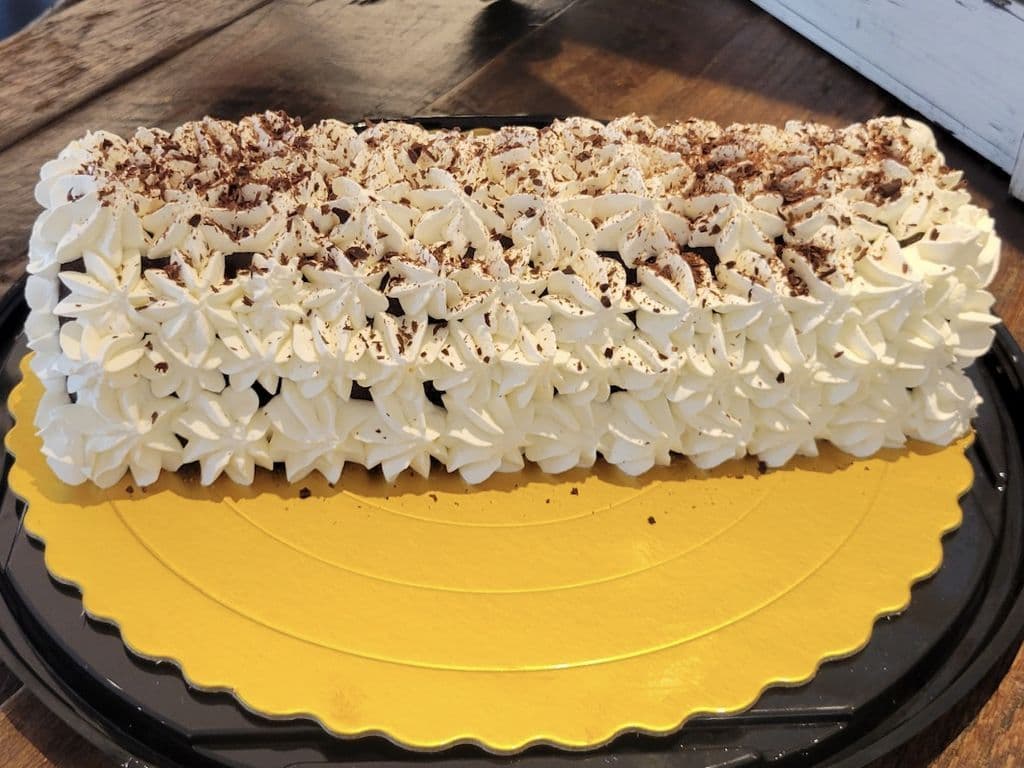 Log Gelato Cake - Chocolate, Fior DI Latte, Oreo Fudge Crunch