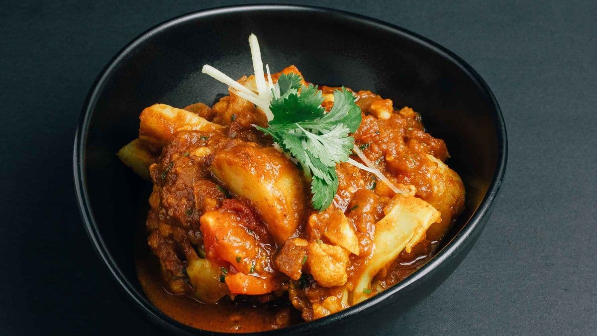 Dum Aloo Gobhi