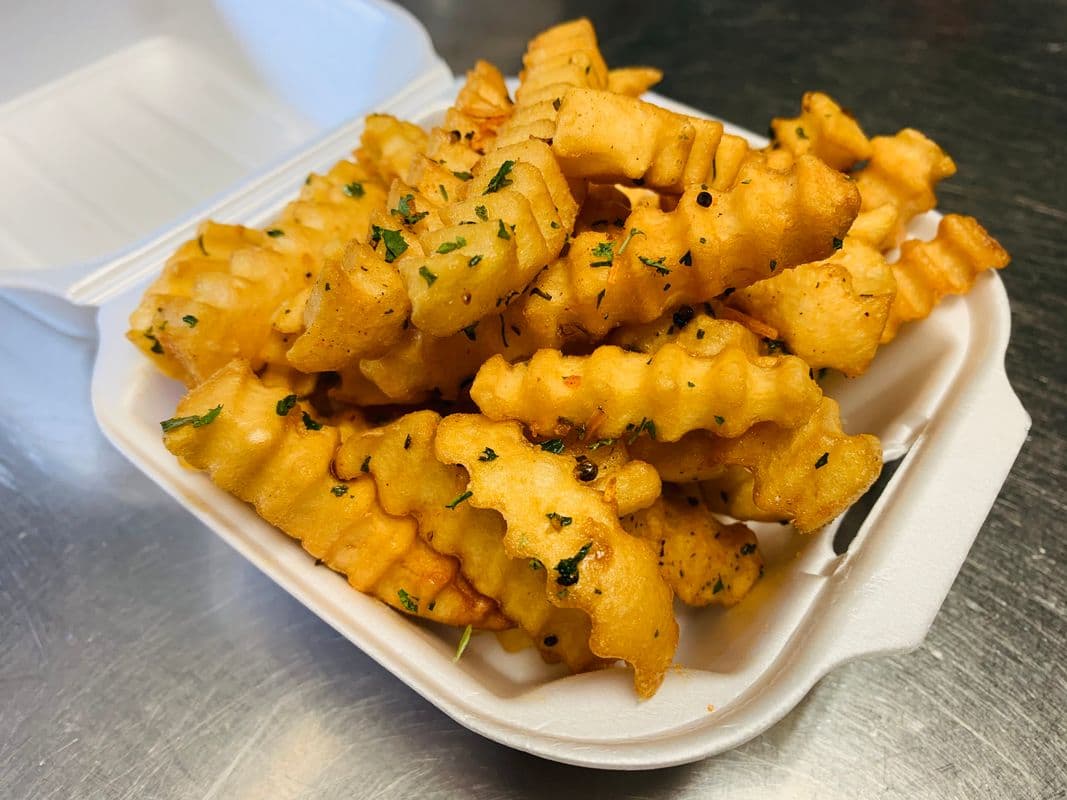 Frites aux fines herbes / Herbal French Fries