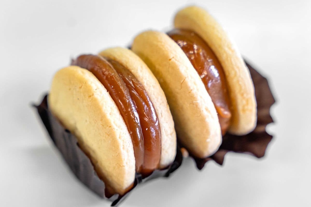 Alfajor without Coconut (2 pcs) (290 Cal)
