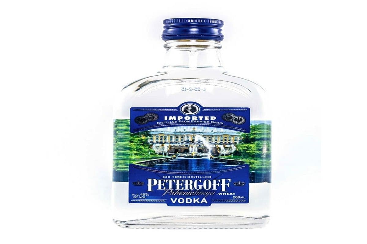 Petergoff Vodka (1 x 200 mL)