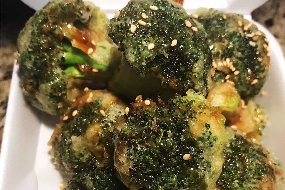 6. Deep-Fried Broccoli 炸西兰花