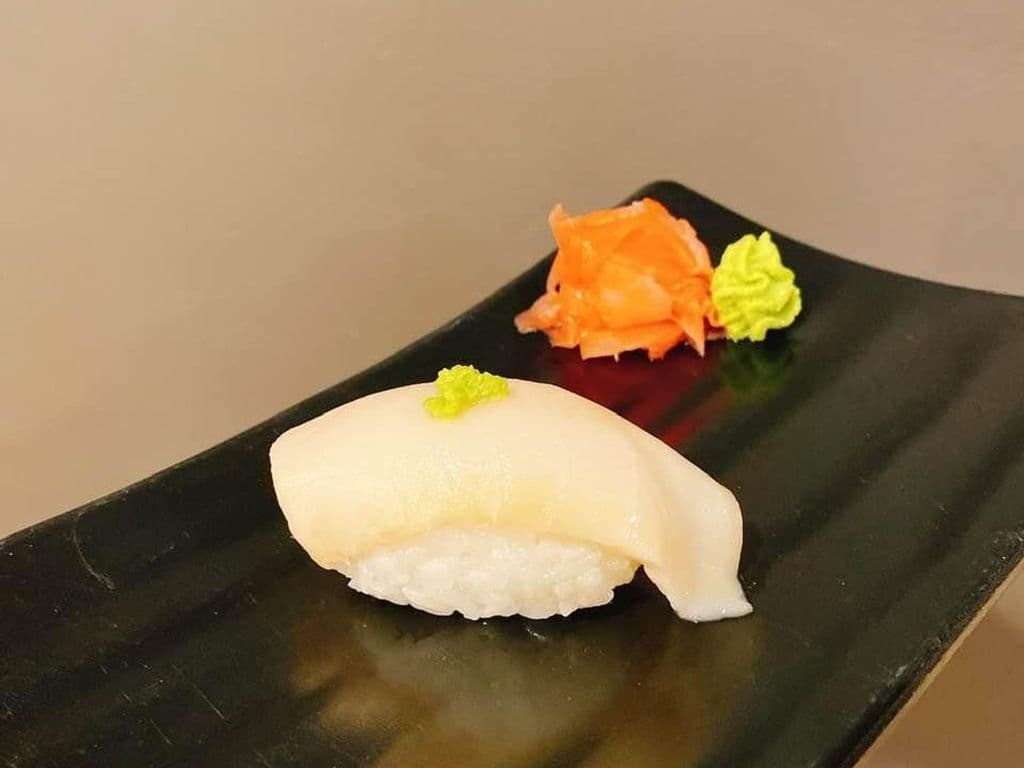 B.C Maguro (B.C. Tuna)(White Tuna) Nigiri (GF)