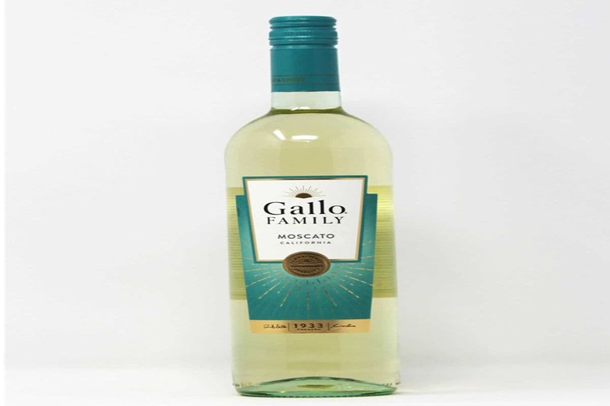 Gallo FAMILY Moscato 750 ML (1 x 750ML)