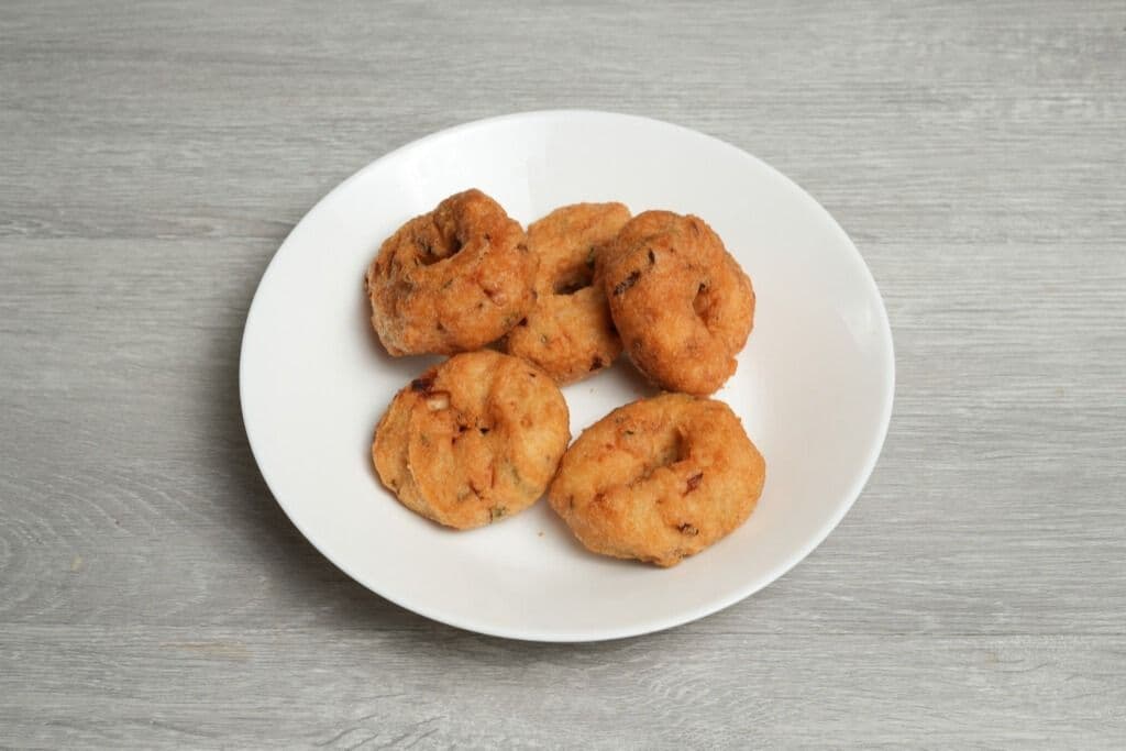 U-Dal Vada (3 pcs)
