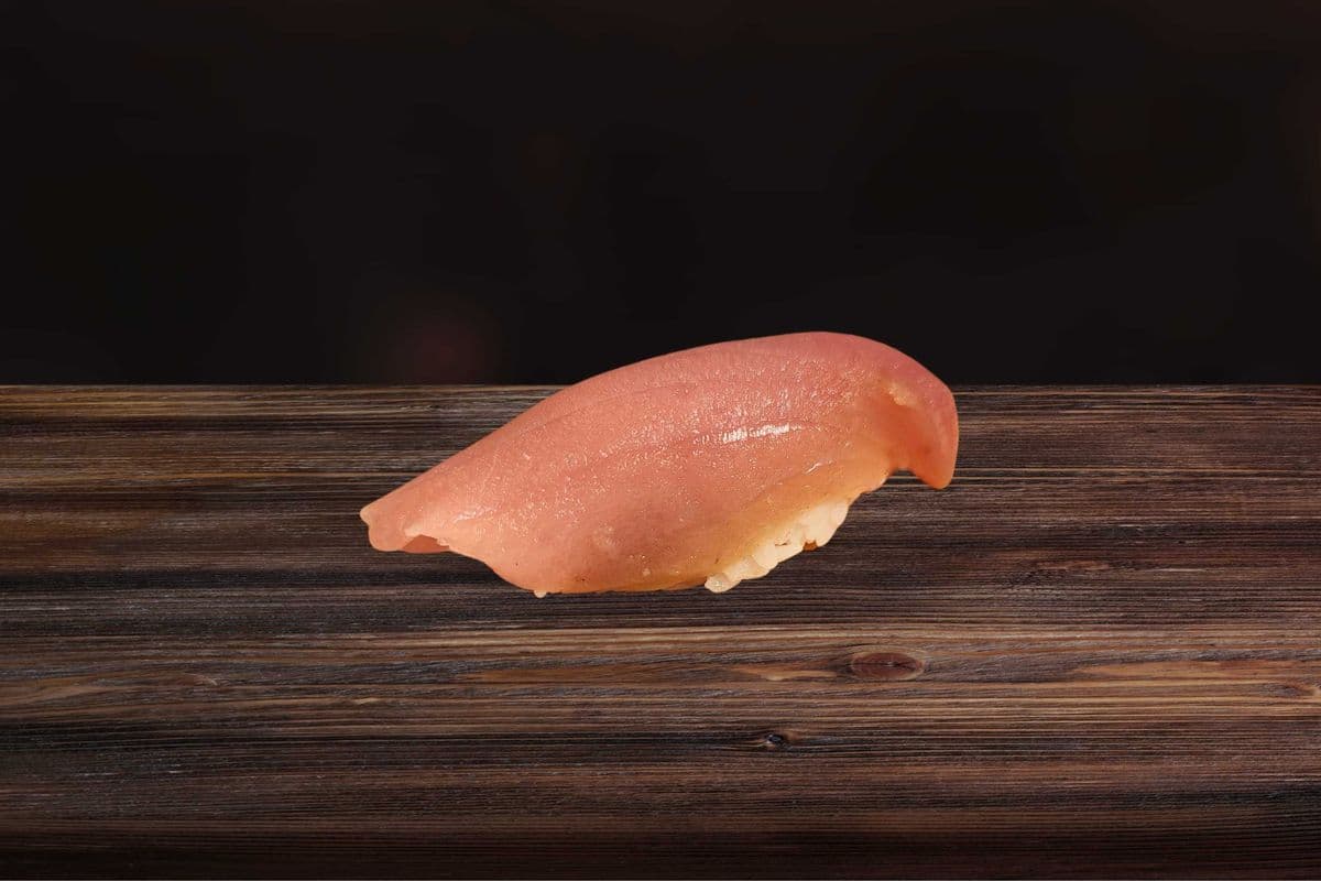 Tuna nigiri