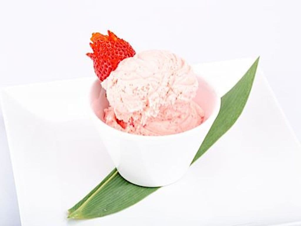 Ice Cream(2 Scoops) Strawberry