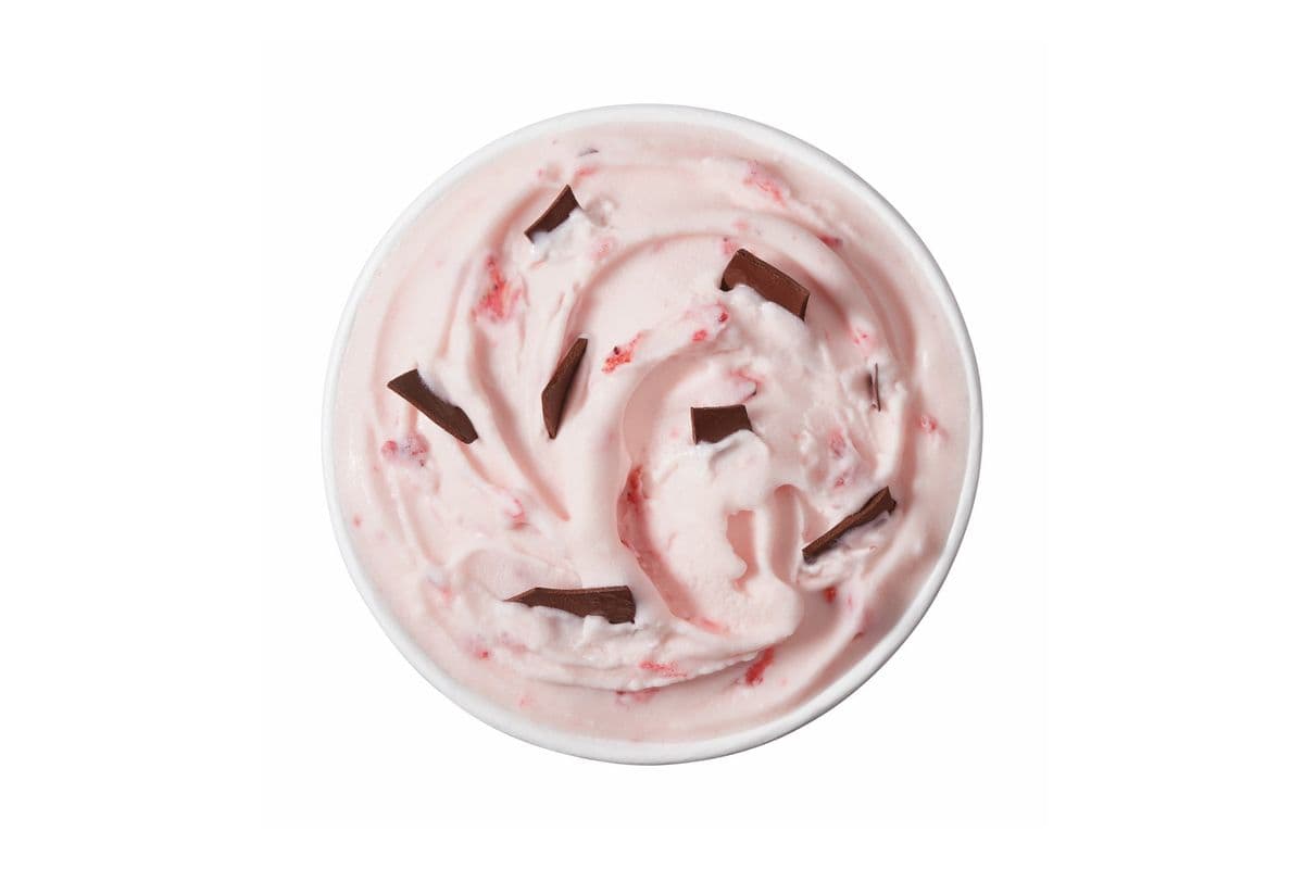 Dessert BlizzardMD – Aux Fraises enrobées de chocolat / Choco Dipped Strawberry Blizzard® Treat