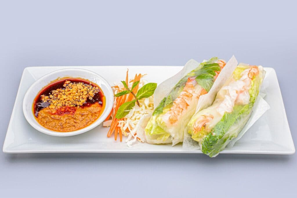 Salad Rolls (2 pcs)