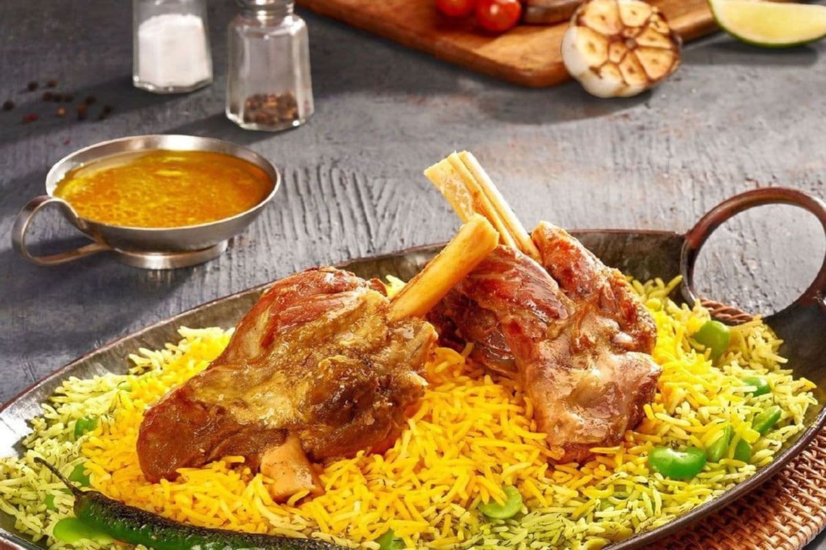 Baghali Polo and Chicken Leg / باقالی پلو با مرغ (ران)