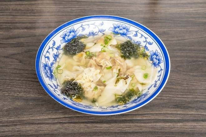 Pork Wonton Soup (12) / 猪肉馄炖 -C10