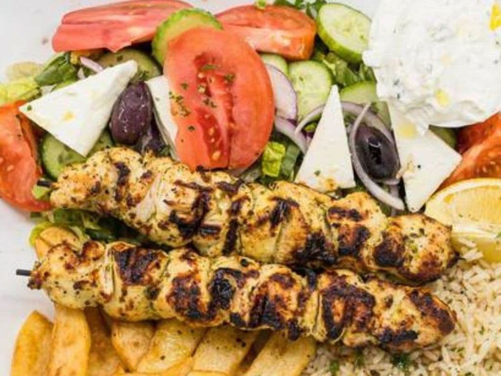 #7 ASS. SOUVLAKI POULET