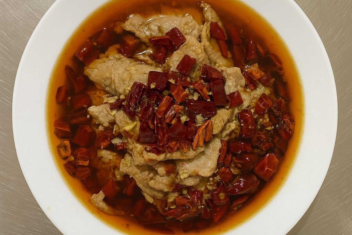 B1. Szechuan Broth Braised Beef(Spicy) - 水煮牛肉片(辣)