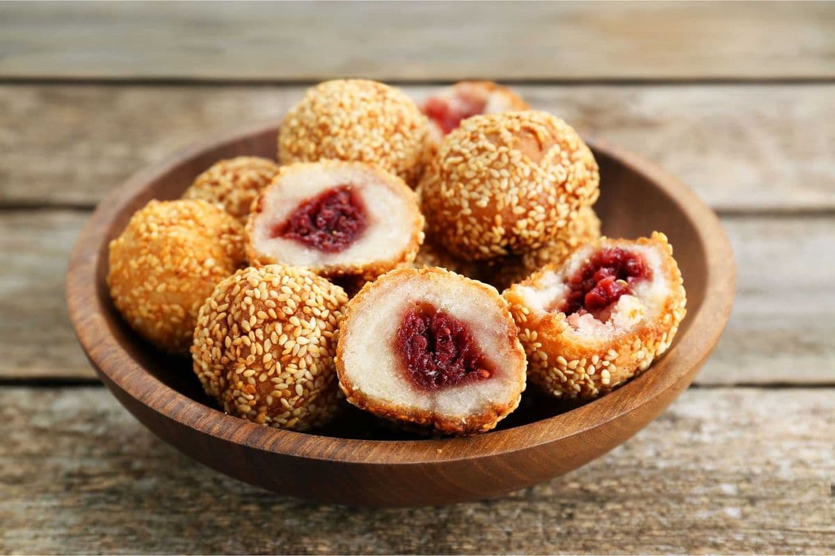 Fried Mini Red Bean Sesame Balls (8 pcs)