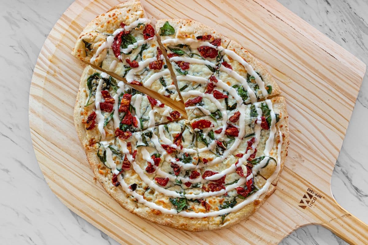 Extra Large Creamy Spinach Pizza