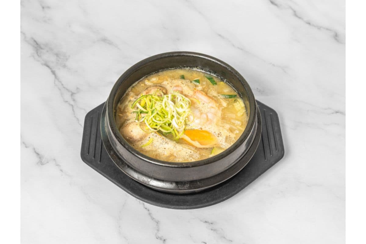 Doenjang Jjigae / 된장찌게