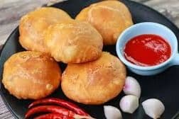 Onion Kachori (2 pieces)