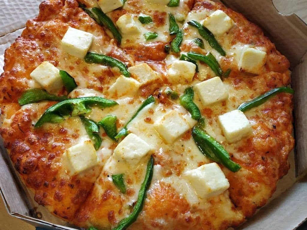 Paneer Makhani Pizza